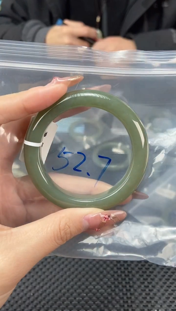 【闪购商品】和田玉手镯未镶嵌和田玉手镯