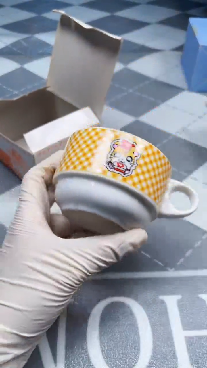 瓷片陶瓷如图所示周边