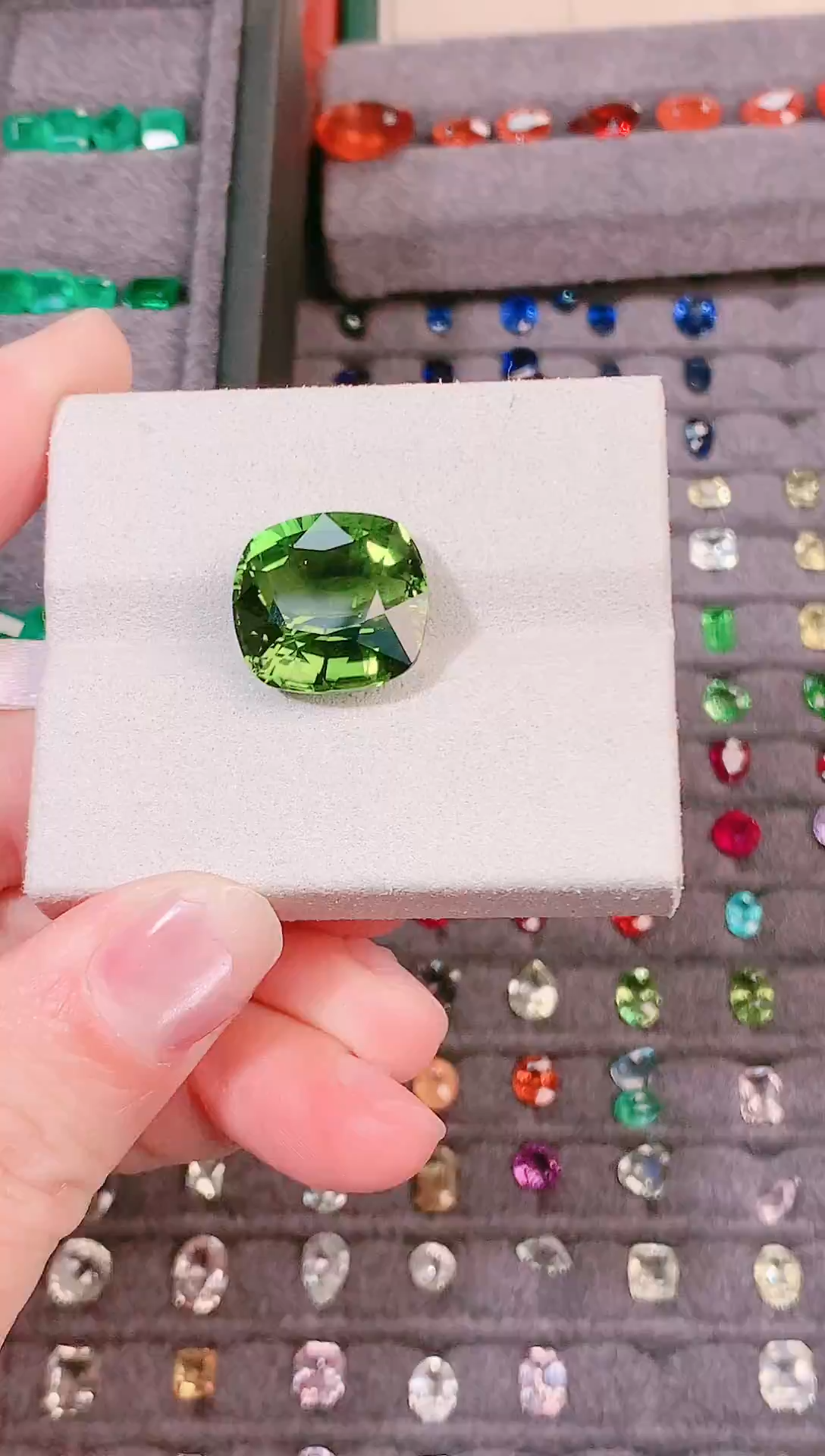 未镶嵌珠宝半成品碧玺17.93ct