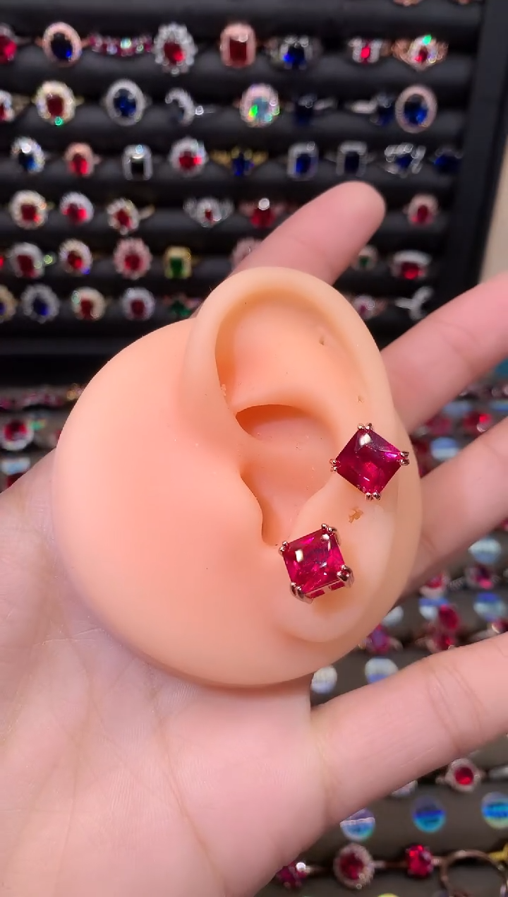 【闪购商品】红宝石耳饰银S925镶嵌8