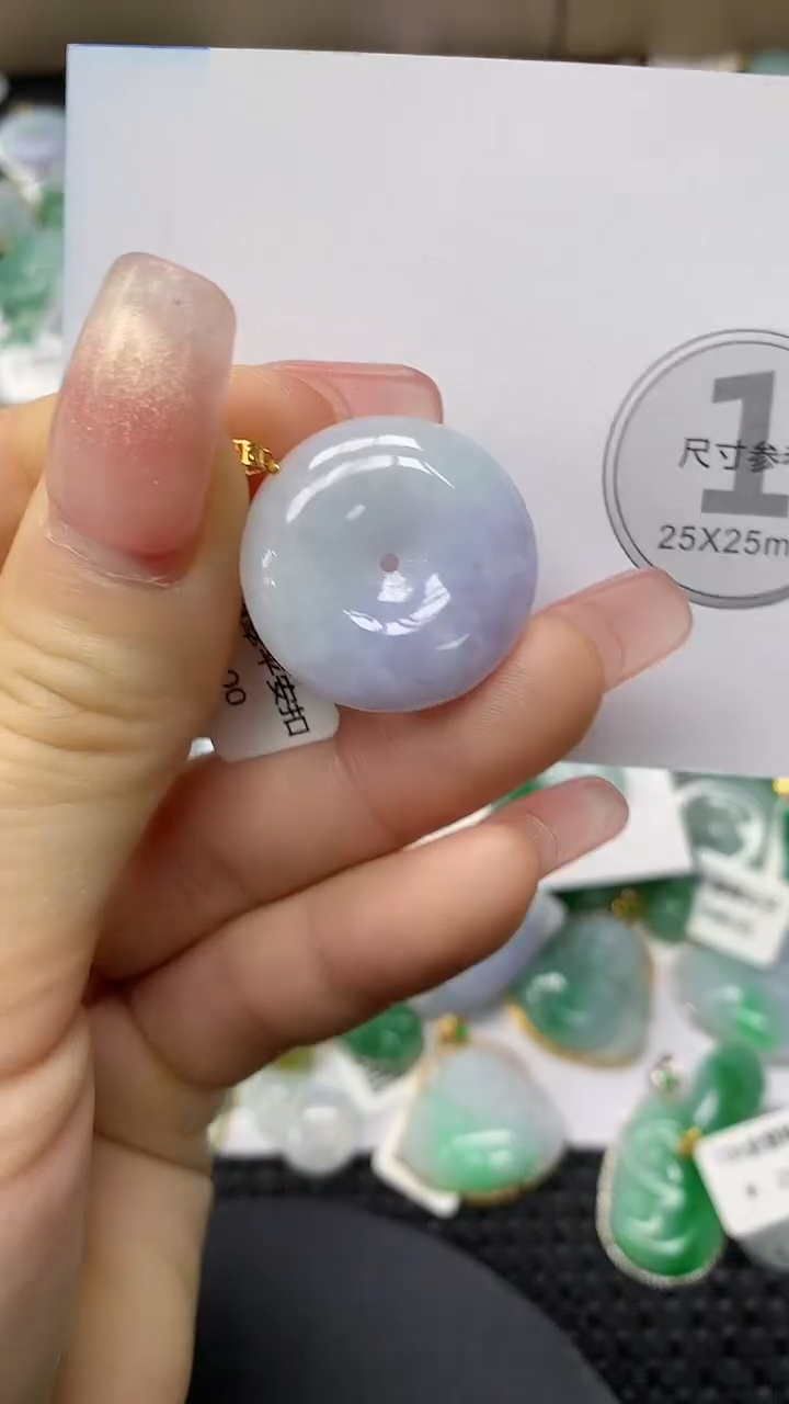 颈饰18K金镶嵌翡翠11111111111