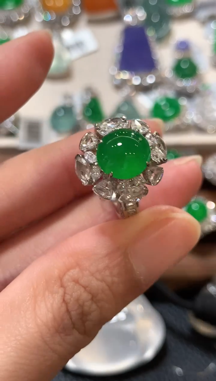 18K金镶嵌戒指翡翠༺****༻m53 