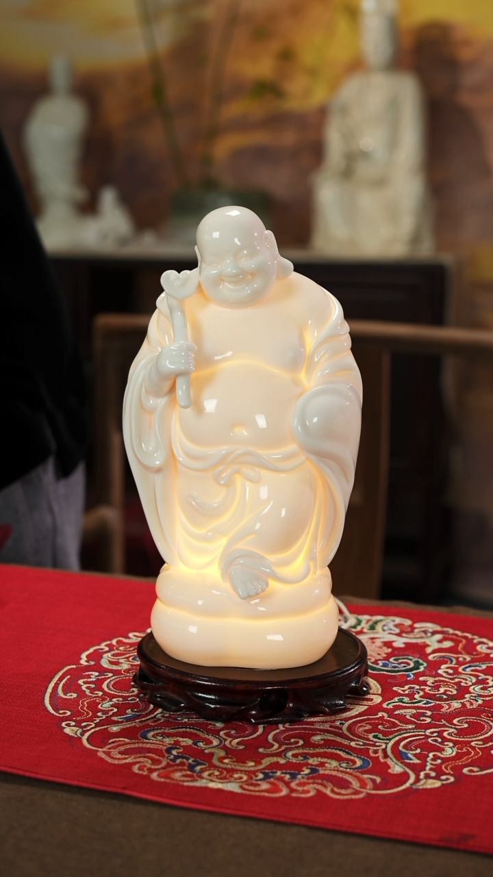 摆件瓷强陈明良白瓷