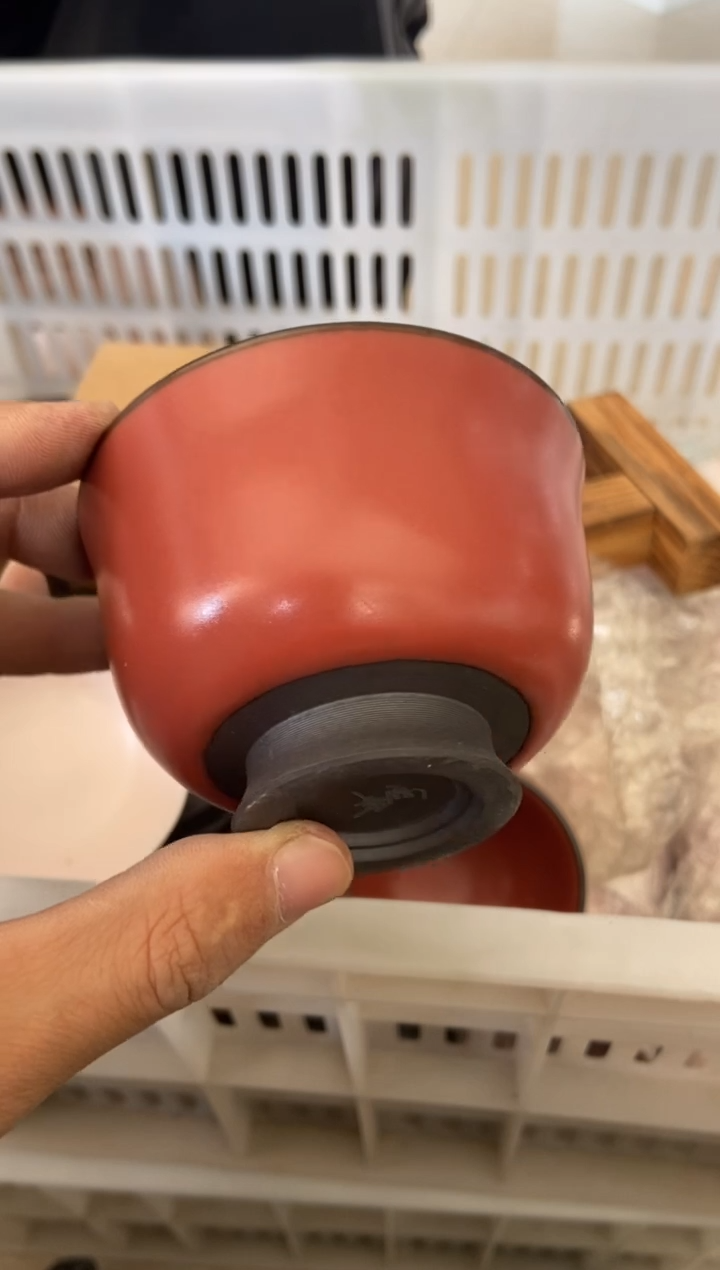 杯无运费险有瑕疵的摄影的产品有使用过的痕迹有点脏介意勿拍