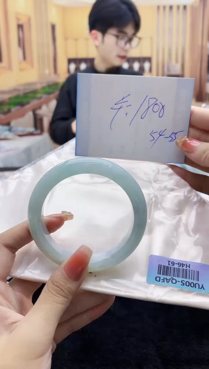 【闪购商品】翡翠手镯未镶嵌  H46-61