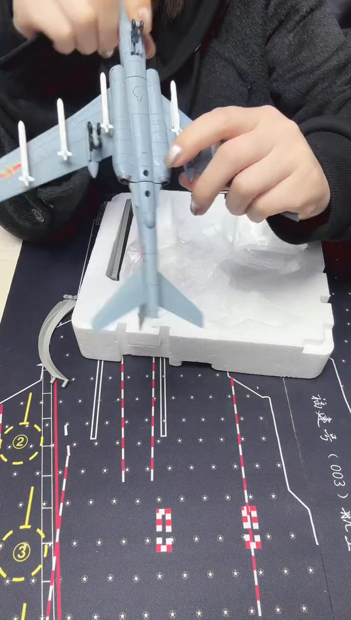 1/144合金飞机模型轰6K 