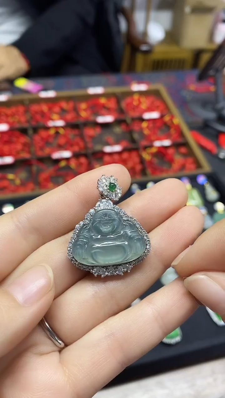 吊坠(不含链)银S925镶嵌翡翠晴****。蓝冰佛公