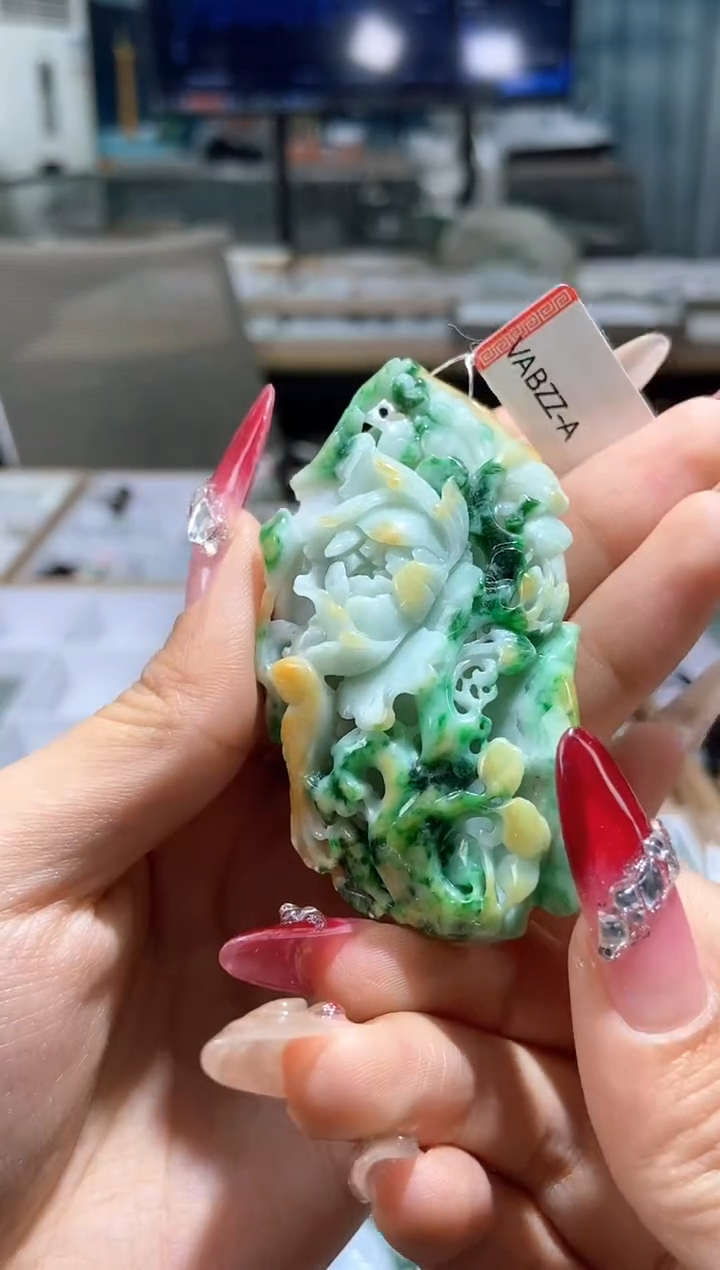 【闪购商品】翡翠颈饰未镶嵌天然缅甸翡翠A货未镶嵌