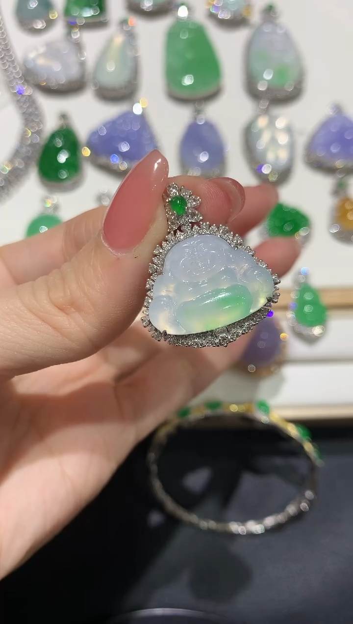 【闪购商品】翡翠吊坠(不含链)18K金镶嵌团购3