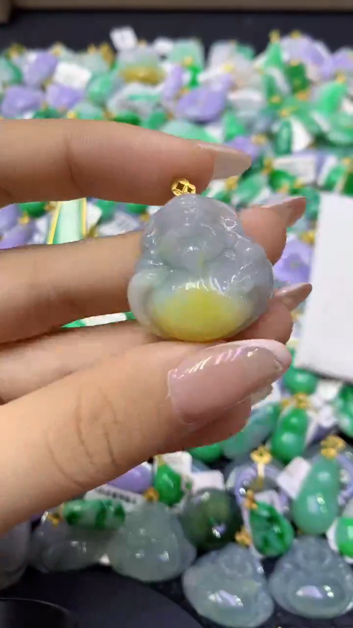 颈饰18K金镶嵌翡翠天然缅甸翡翠A货