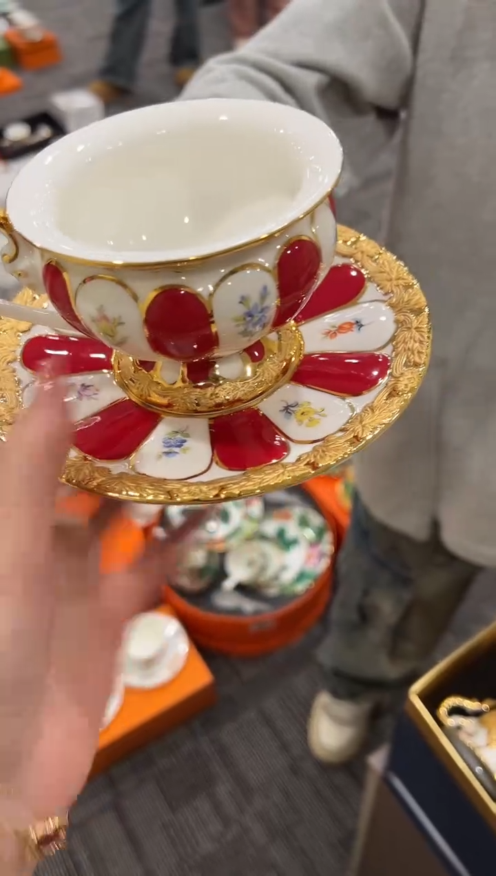 【闪购商品】杯H299-------------