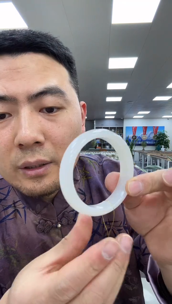 【闪购商品】和田玉手镯未镶嵌58-59  389