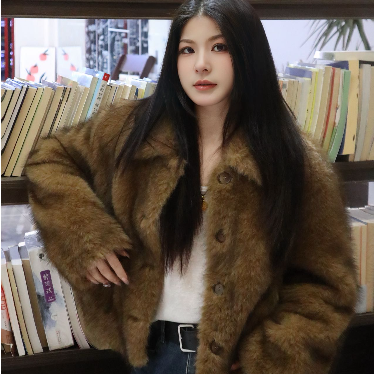 【US】偏帅气~冬季环保狐狸毛皮草翻领外套短款咖色毛毛上衣
