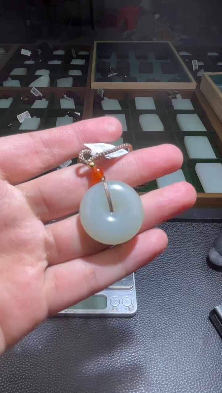 未镶嵌和田玉挂件平安扣