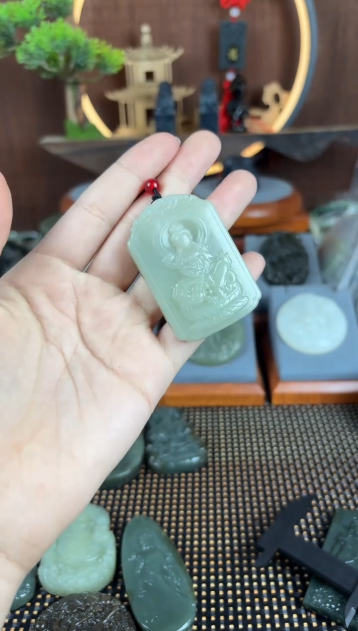 【闪购商品】和田玉颈饰未镶嵌1