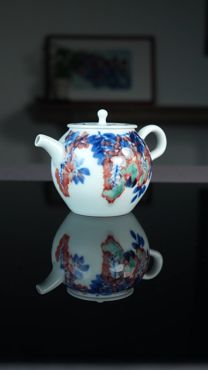 【闪购商品】瓷片《紫气东来》青花釉里红壶
