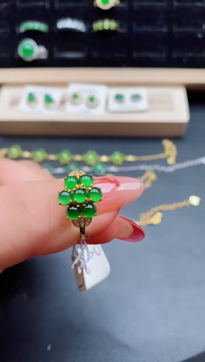 【闪购商品】翡翠戒指银S925镶嵌5080550