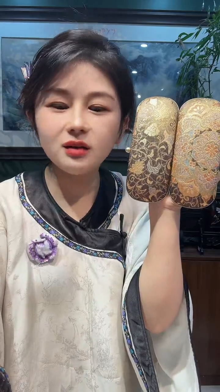 竖款非遗苏绣手工刺绣盒