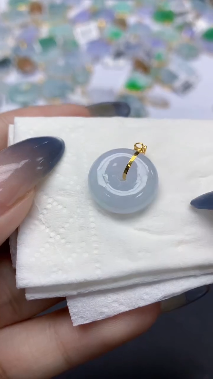 翡翠18K金镶嵌颈饰天然a货翡翠