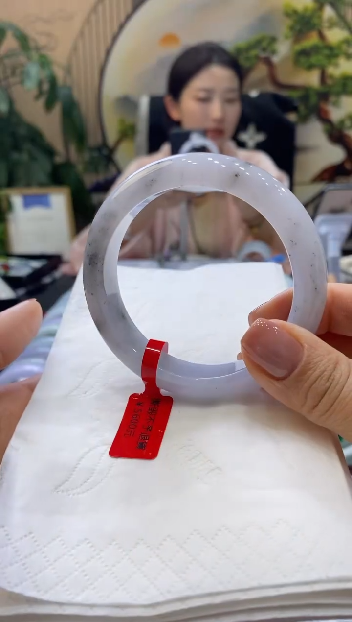 【闪购商品】翡翠手镯未镶嵌99903083