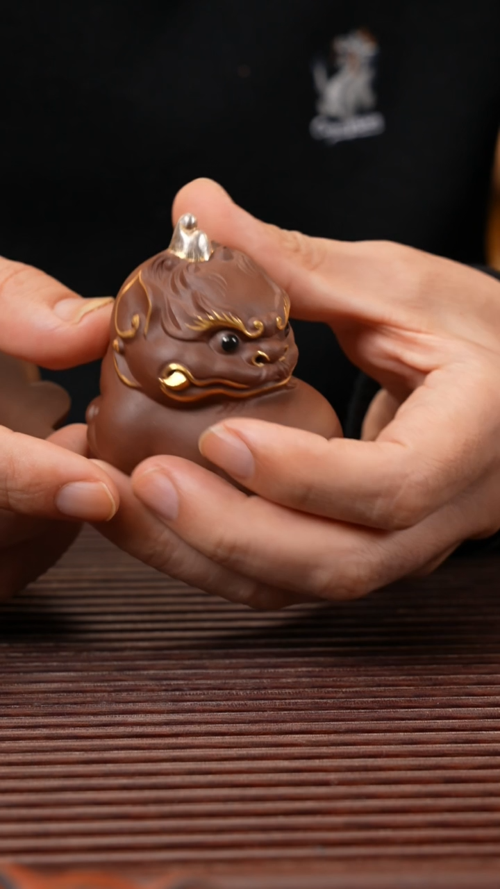 【闪购商品】紫砂茶宠貔貅（描金银）