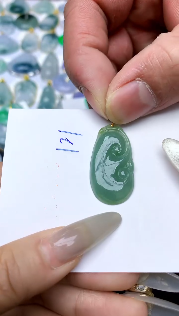 【闪购商品】翡翠颈饰18K金镶嵌天然A货翡翠