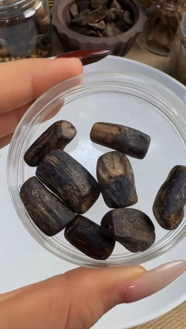 【闪购商品】沉香吊坠老杨收藏级包壳