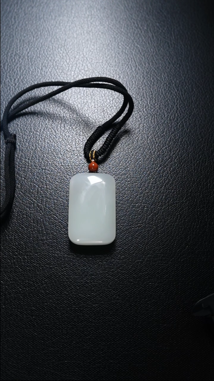 【闪购商品】和田玉颈饰未镶嵌无事牌