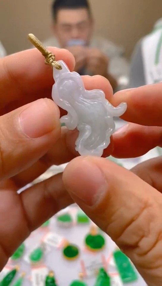 【闪购商品】翡翠颈饰未镶嵌 新号开播，全场乱卖
