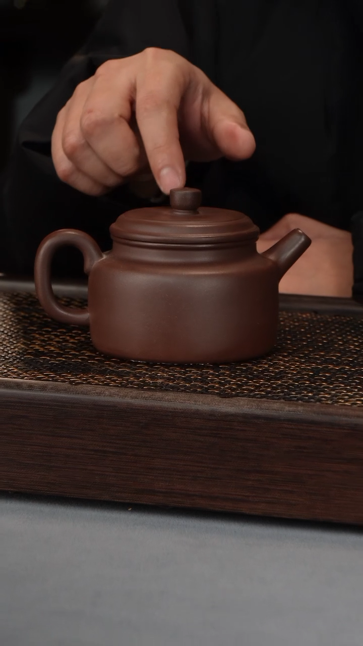 【闪购商品】紫砂壶 德钟 （268号）