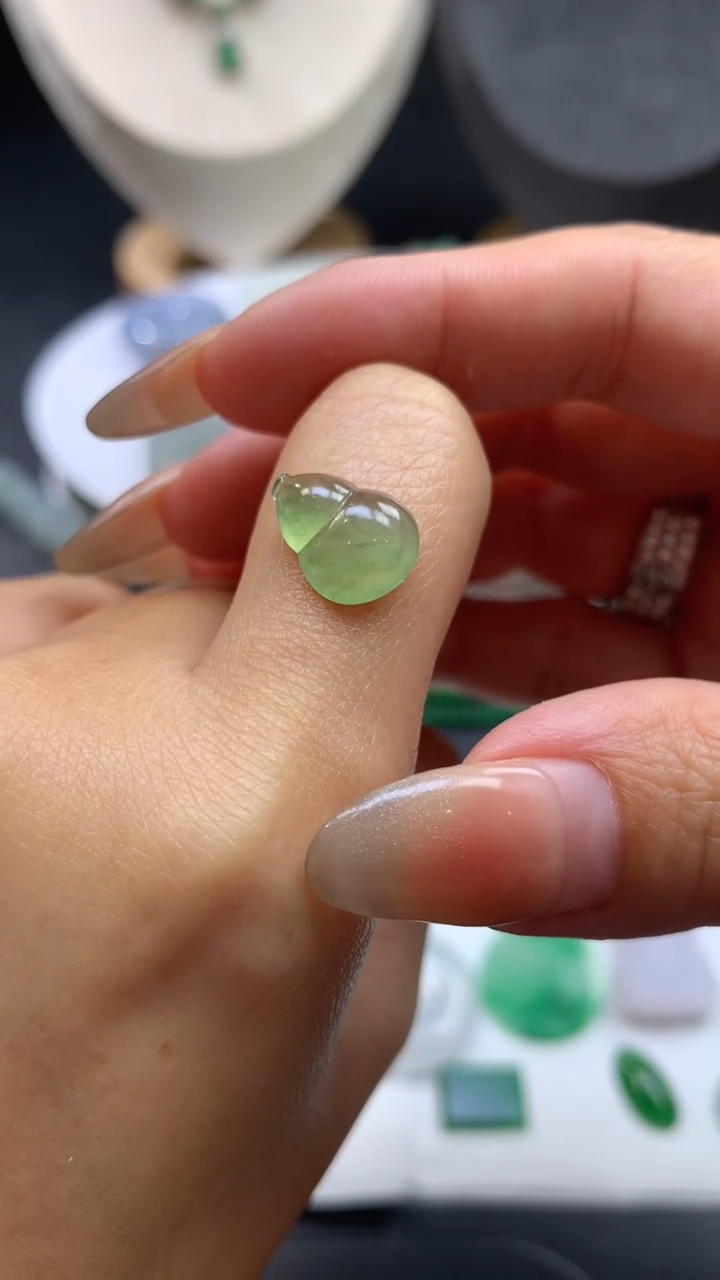 【闪购商品】定制翡翠未镶嵌翡翠