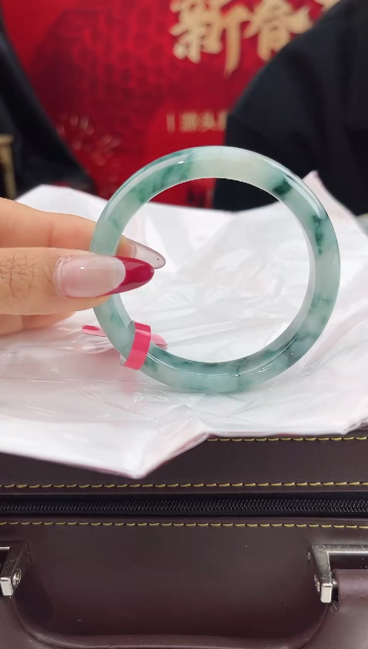 【闪购商品】翡翠手镯未镶嵌13翡翠手镯