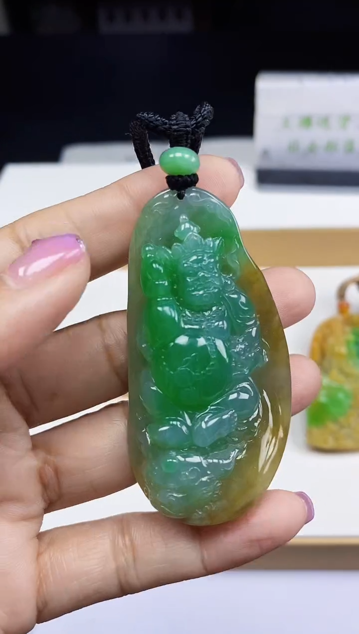 【闪购商品】定制翡翠未镶嵌翡翠A货