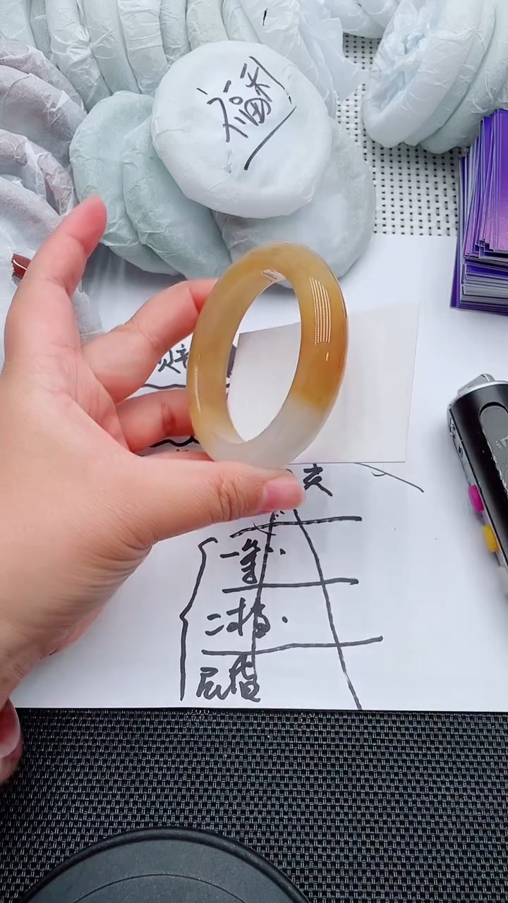 未镶嵌手镯石英质玉185-58-57