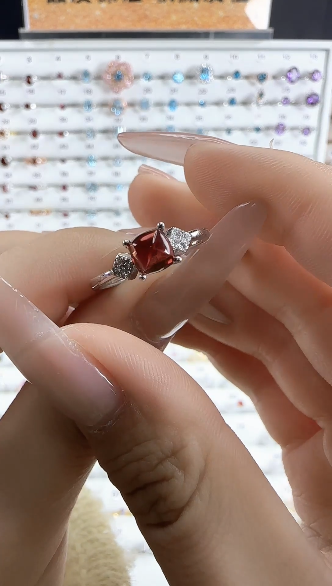 【闪购商品】石榴石戒指银S925镶嵌糖塔-新品石榴石戒指