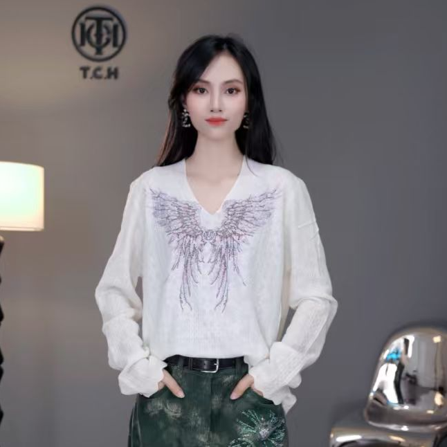 TCH私服烫钻工艺时尚休闲百搭松弛感秋针织衫T75C09E1118轻奢tch
