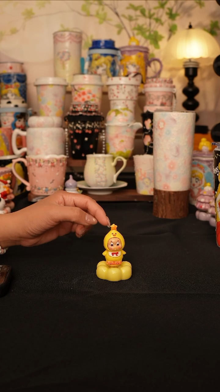 陶景德镇手绘的杯子 