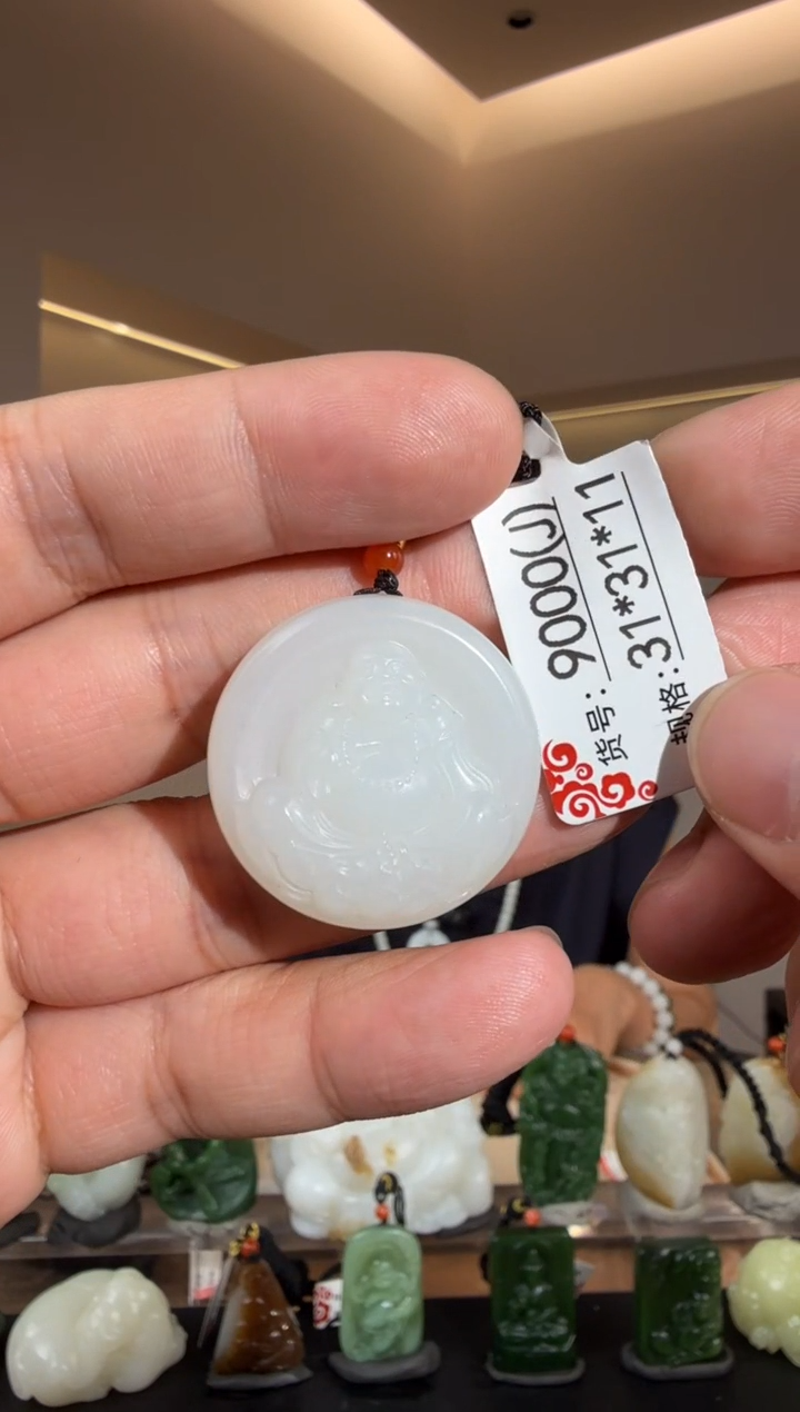 和田玉未镶嵌颈饰J