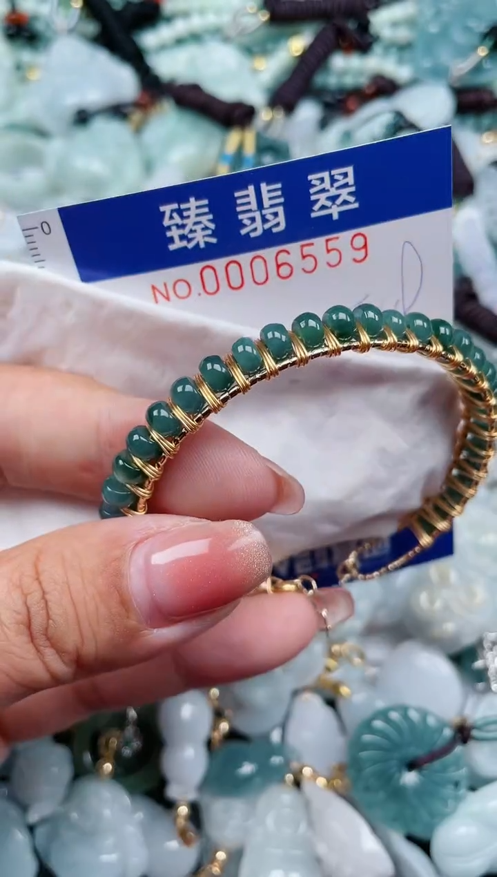 【闪购商品】翡翠颈饰未镶嵌.0006559