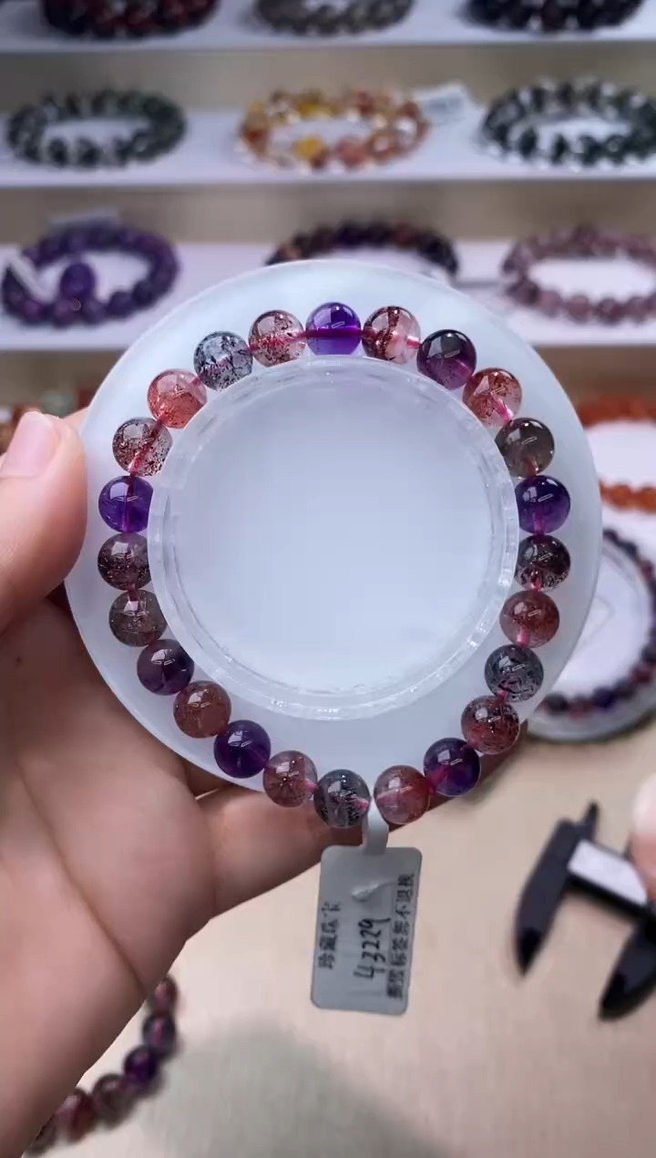 【闪购商品】水晶手链未镶嵌黑加仑超七单圈8m+