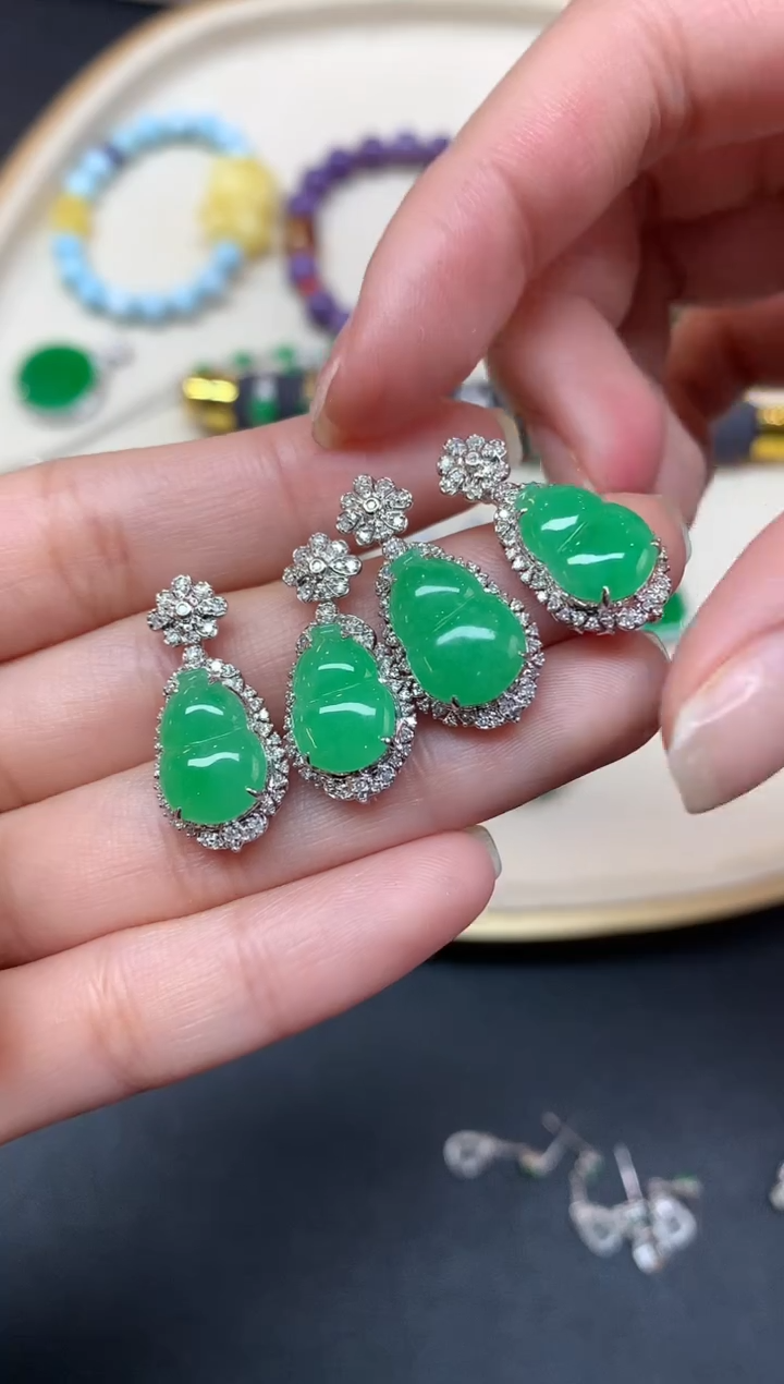 【闪购商品】翡翠吊坠(不含链)18K金镶嵌吊坠多样性发其一A16|4980