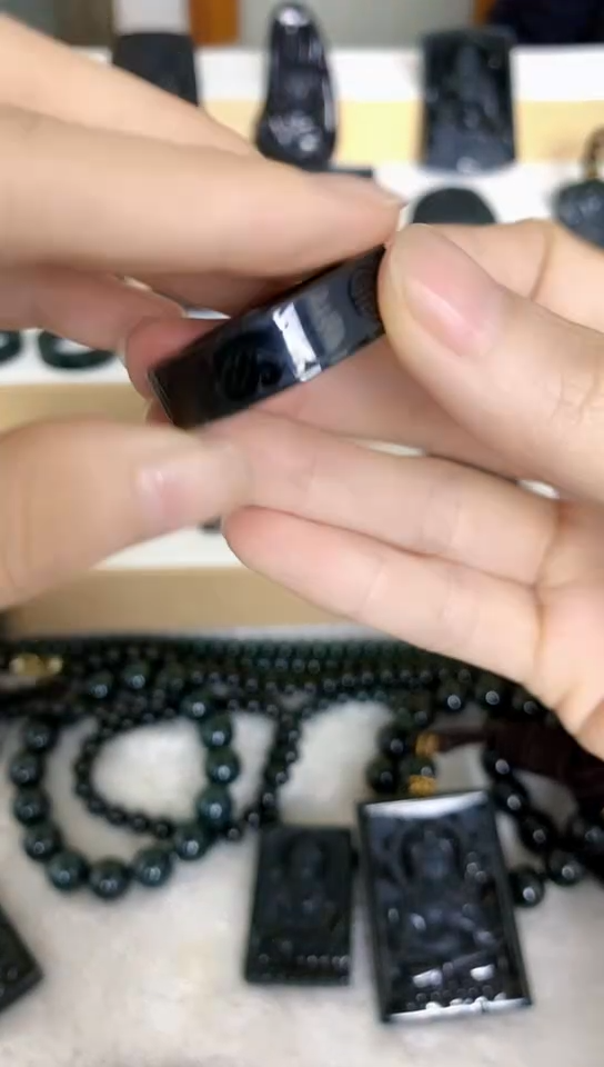 【闪购商品】翡翠吊坠(不含链)未镶嵌50000000