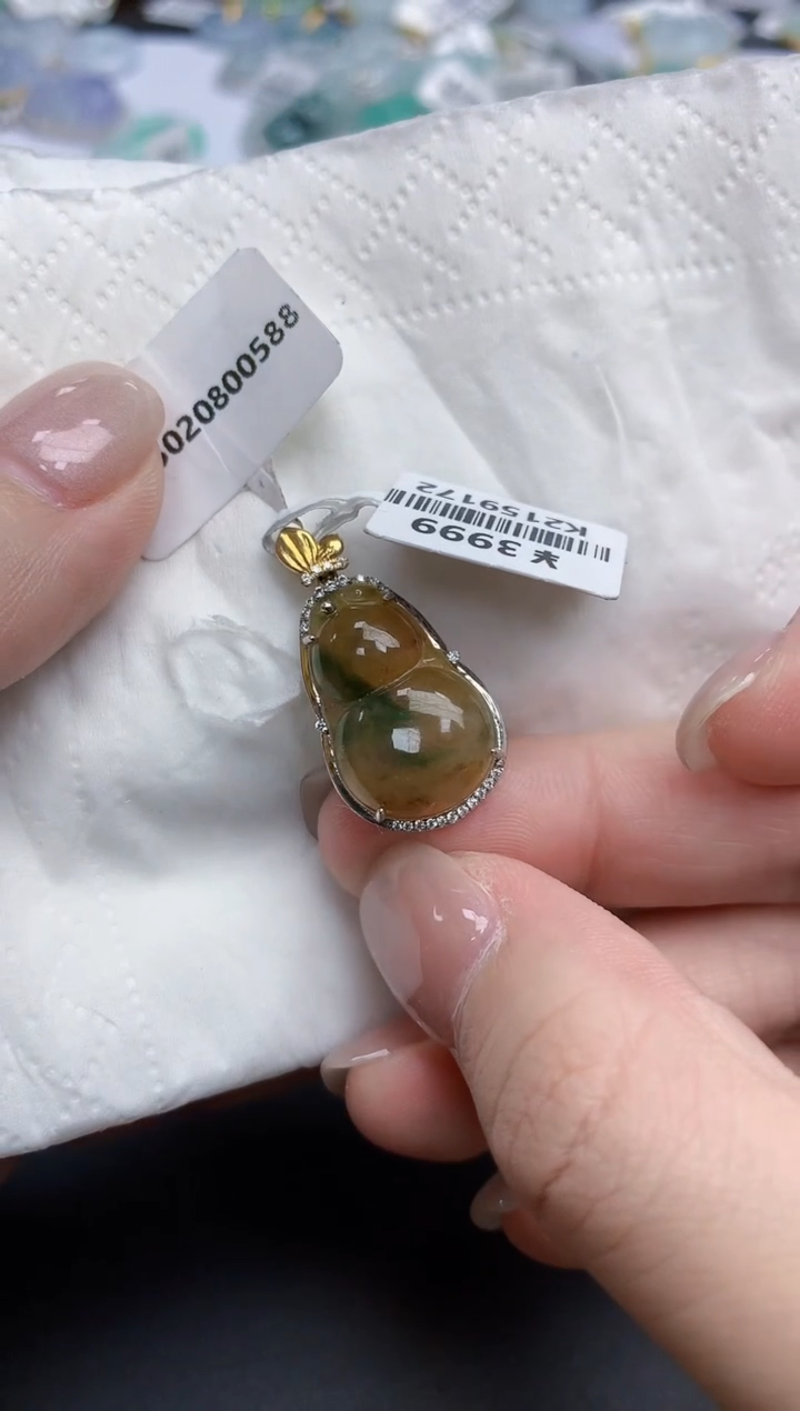 【闪购商品】翡翠颈饰18K金镶嵌天然缅甸翡翠A货