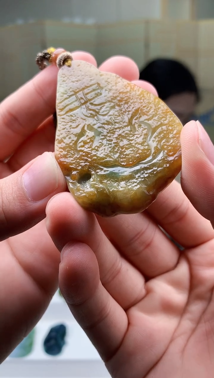 【闪购商品】定制翡翠未镶嵌0405bb-毛货挂件