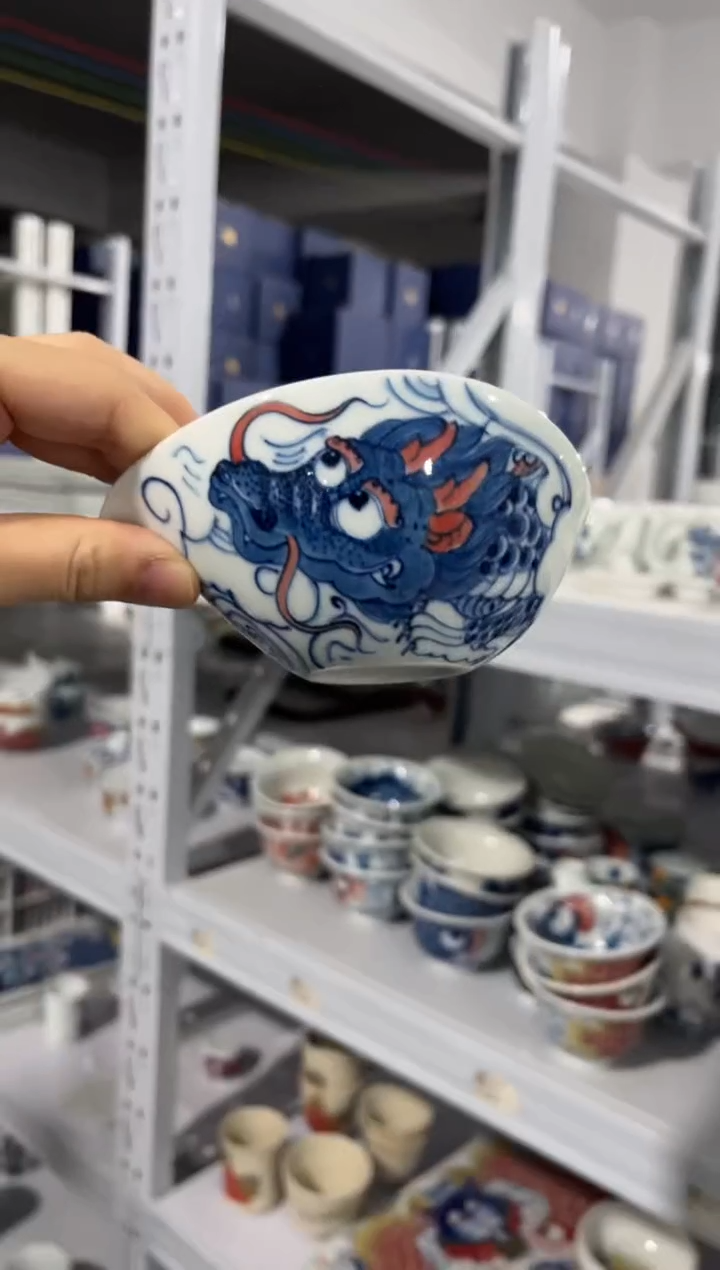 昨明手绘龙纹公道杯（微瑕价格）