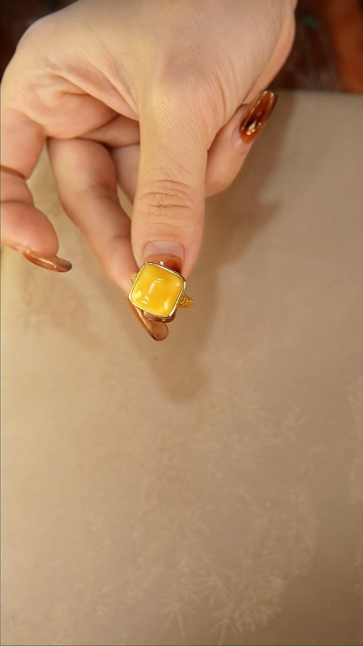 【闪购商品】琥珀戒指银S925镶嵌戒指