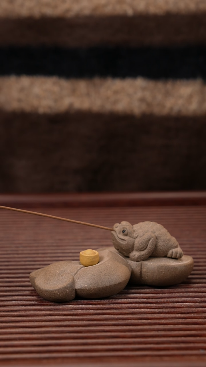 【闪购商品】紫砂茶宠金蟾香叉
