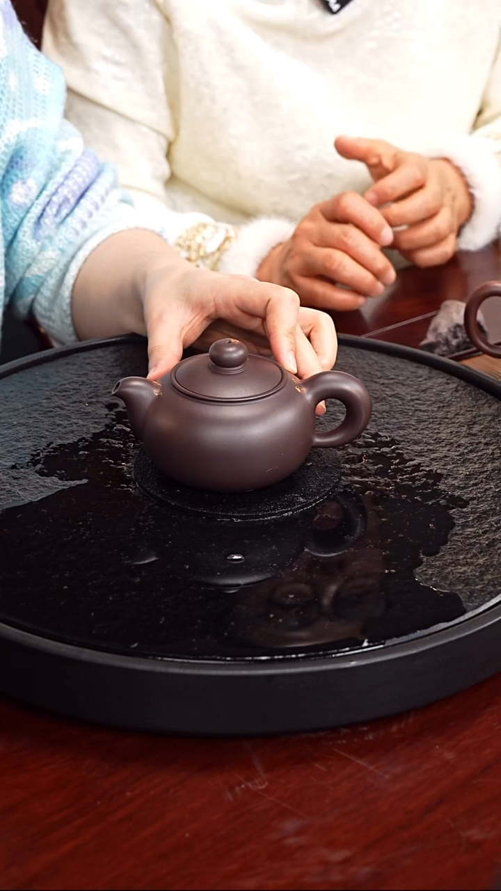茶壶紫砂张彩萍 芙蓉珠29 黑墩头 260毫升