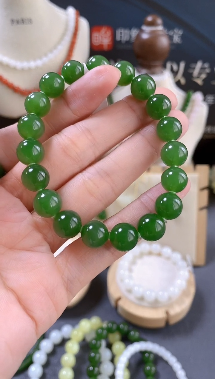 未镶嵌手链和田玉天然玉石多样性发一cg
