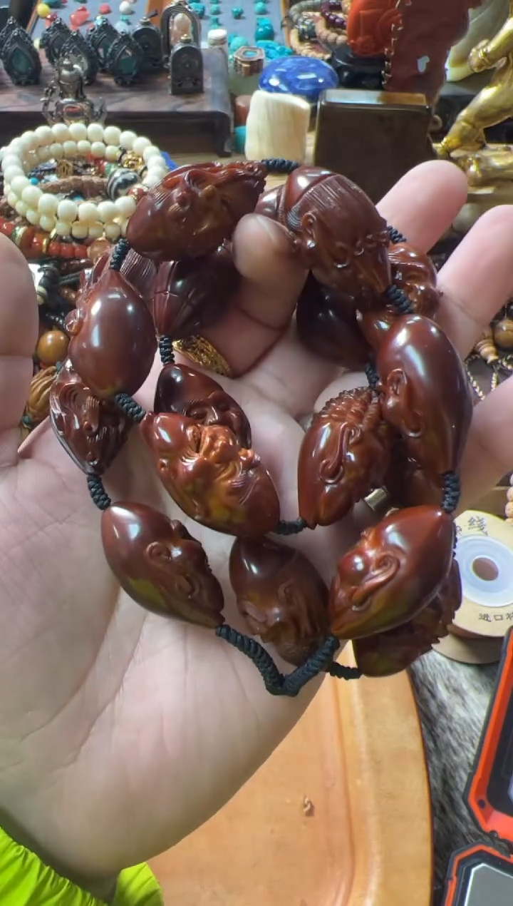 【闪购商品】橄榄核把件朱平橄榄核雕18罗汉ylp